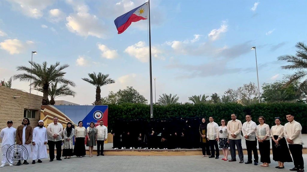 Philippine Embassy Holds Iftar for Filipino Students in Riyadh - Dq ...